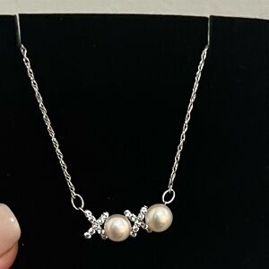 Kay XOXO necklace with pearls